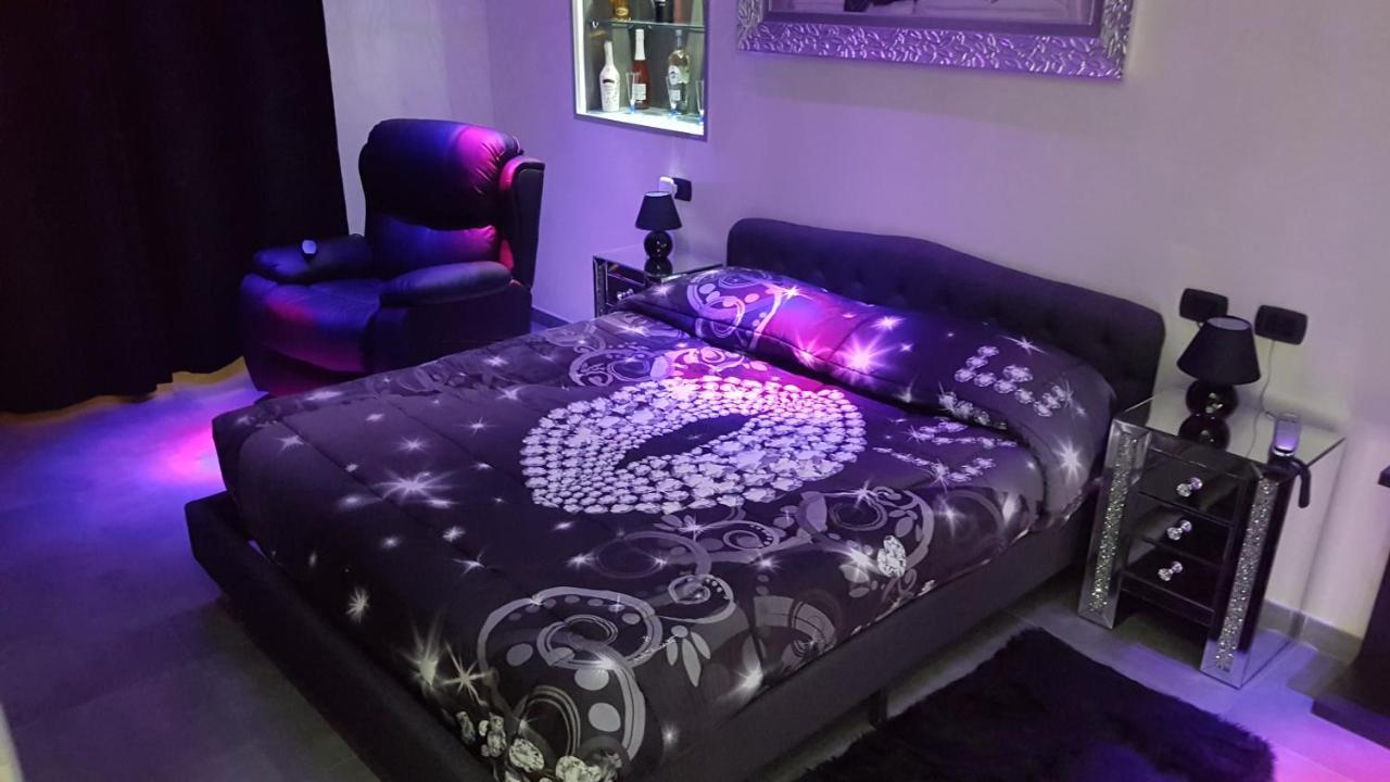 Hotel Taromy نابولي المظهر الخارجي الصورة