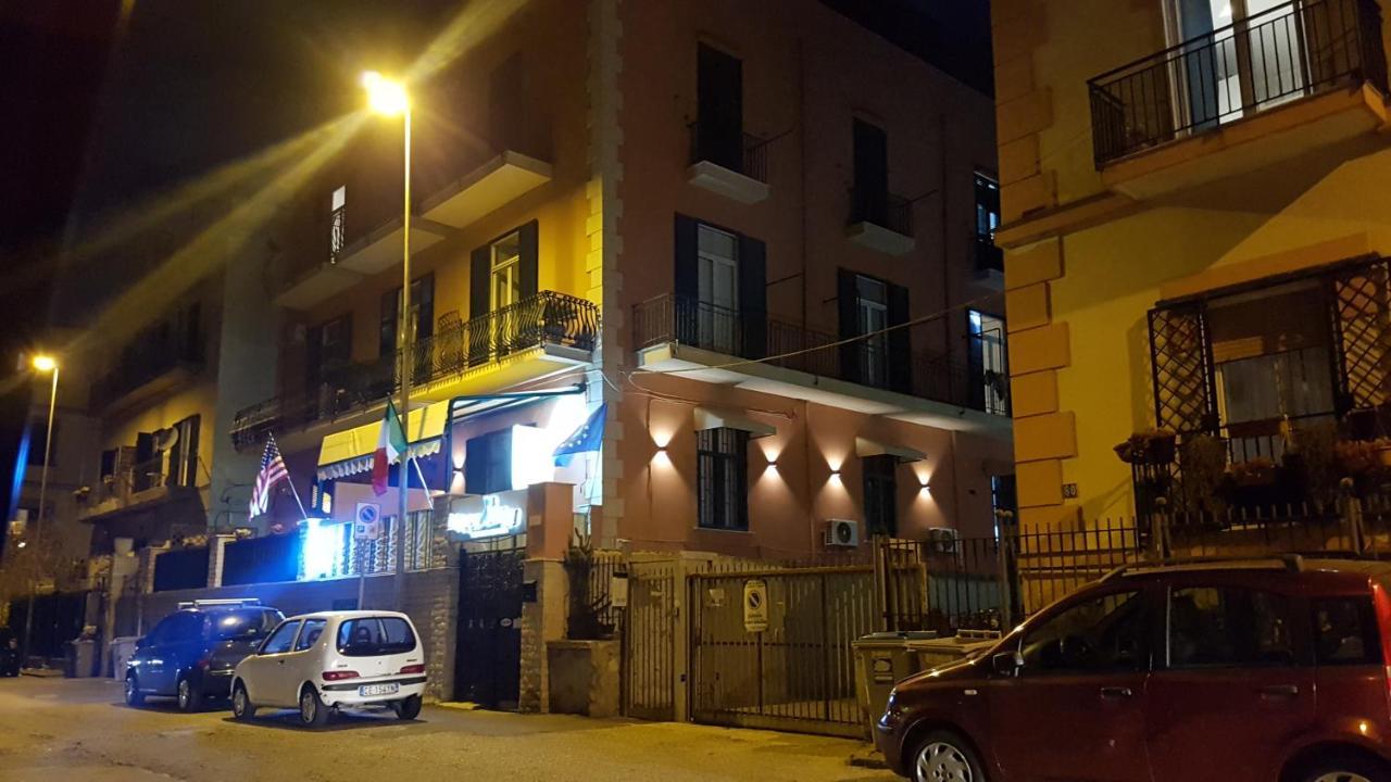 Hotel Taromy نابولي المظهر الخارجي الصورة