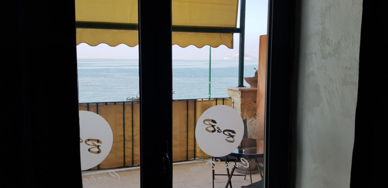 Hotel Taromy نابولي المظهر الخارجي الصورة
